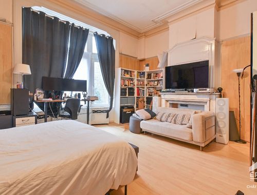                                         Appartement te koop in Ukkel, € 285.000
