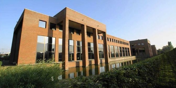 Bedrijfsvastgoed te huur in Ter Reigerie 11, 8800 Roeselare