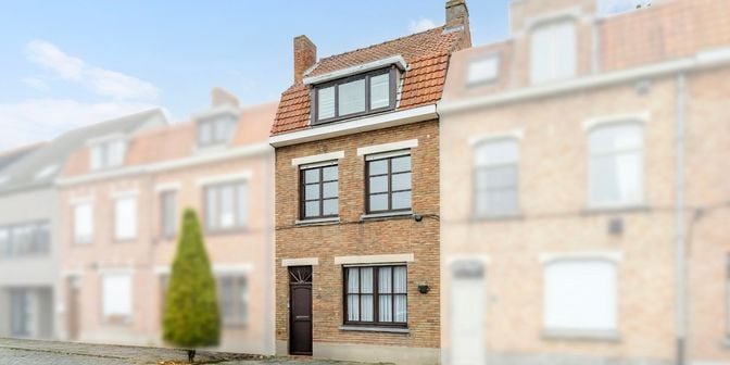 Huis te koop in Sint-Pieterszuidstraat 10, 8000 Sint-Pieters