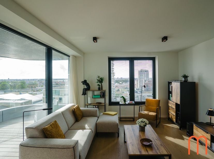 Instapklaar wonen in de prestigieuze Ensor Tower<br />
<br />
Op de 10de verdieping van residentie Ensor Tower op Oosteroever in Oostende bevindt zich
