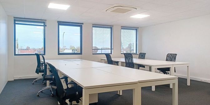 Bedrijfsvastgoed te huur in Antwerpse Steenweg 19, 9080 Lochristi
