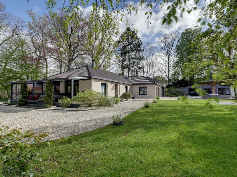 Huis te koop in ,
                    7503 Froyennes