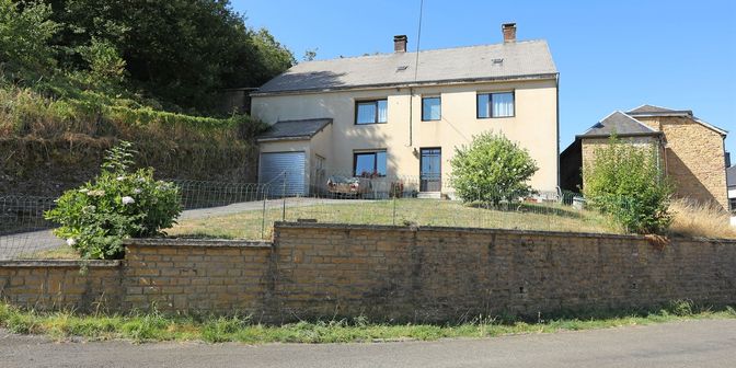 Huis te koop in Rue Nigely 35, 6820 Fontenoille