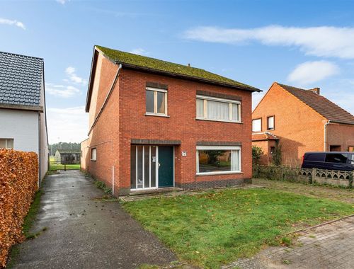                                         Eengezinswoning te koop in Dessel, € 244.000
