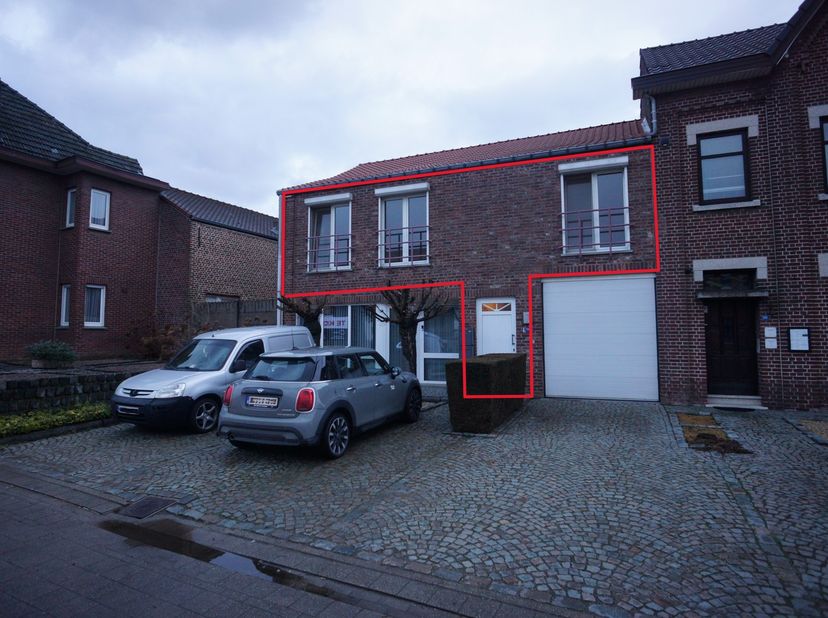 Appartement à louer
                    à 3740 Bilzen