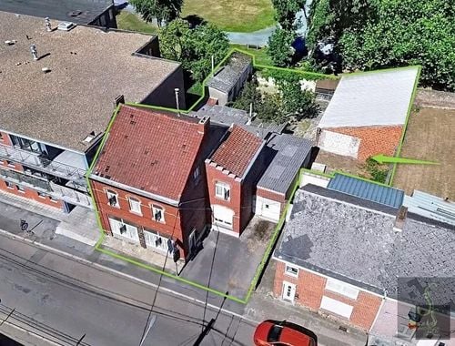                                         Maison à vendre à Leval-Trahegnies, € 160.000
