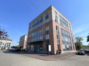 COMMERCIAL Image