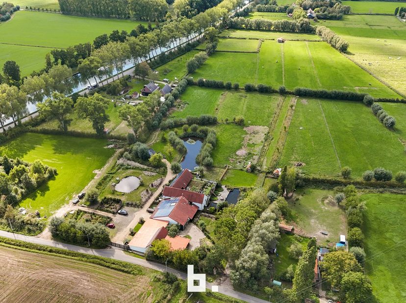Huis te koop in Kleine Moerstraat 5,
                    8000 Brugge
