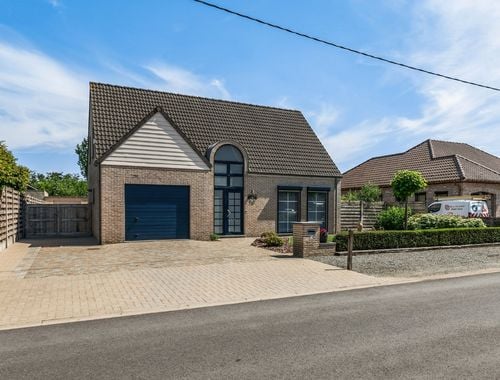                                         Woning te koop in Ranst, € 595.000
