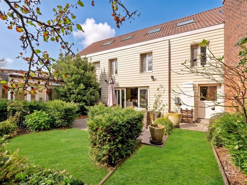 Huis te koop in ,
                    9340 Lede