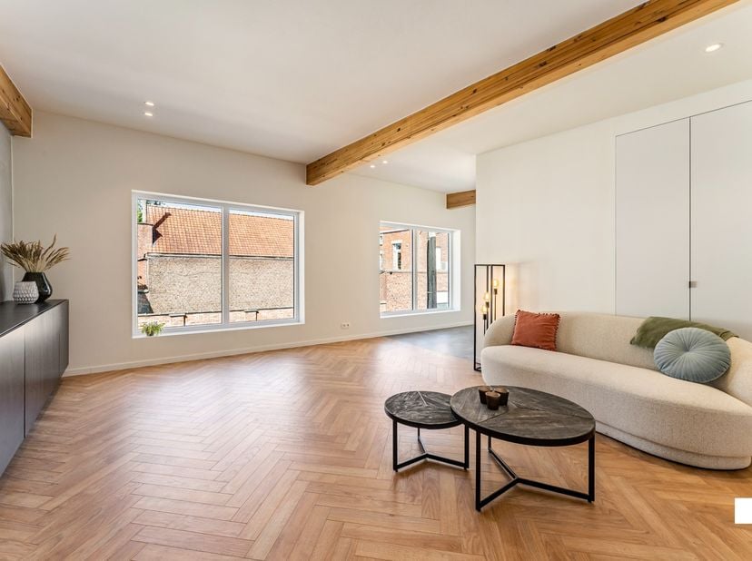 Maison à vendre à Stokerijstraat 1,
                    8800 Roeselare