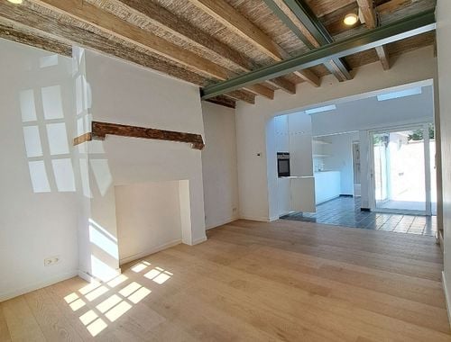                                         Maison à louer à Brugge, € 800
