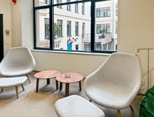                                         Bureaux à louer à Gent, € 109
