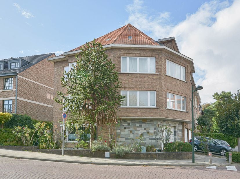 Appartement te koop in Avenue des Mouettes 19,
                    1150 Sint-Pieters-Woluwe