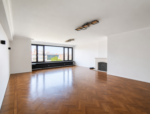                                         Appartement te huur in Sint-Pieters-Woluwe, € 1.900
