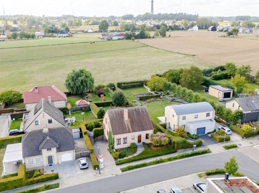 Huis te koop in Impeleer 222,
                    1600 Sint-Pieters-Leeuw