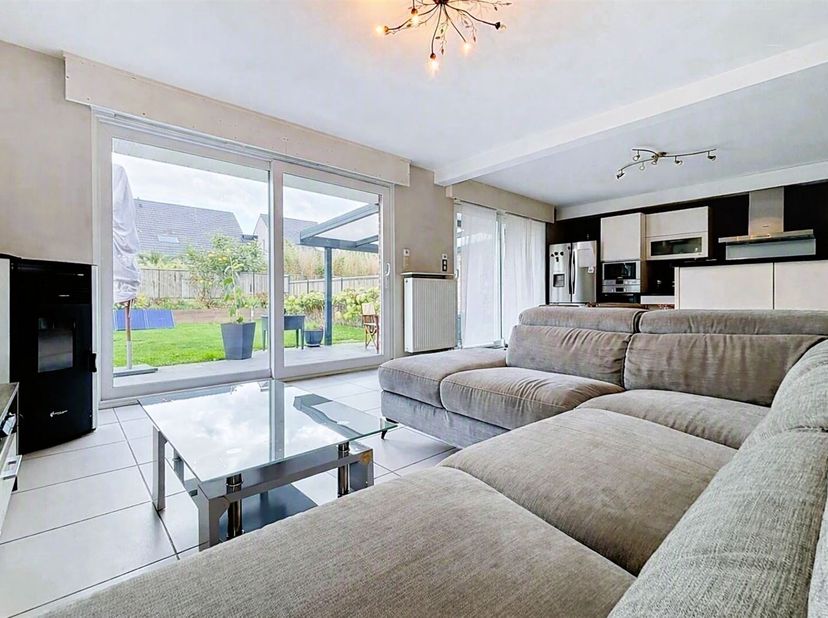 Huis te koop in ,
                    7700 Lowingen