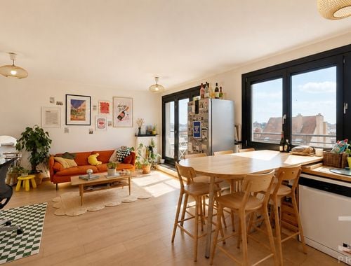                                         Duplex te koop in Elsene, € 299.000
