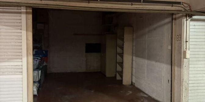 Garage à vendre à 1190 Forest