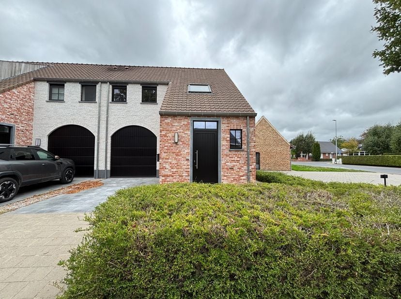 Huis te huur in Ter Gracht 111,
                    8560 Moorsele