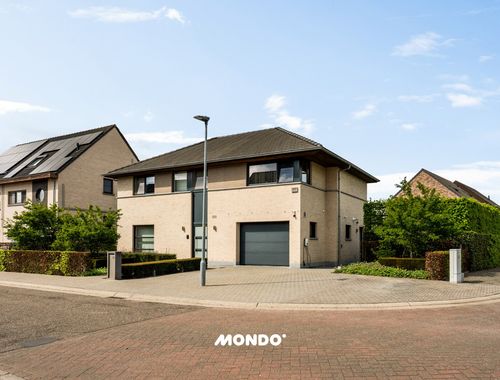                                         Villa te koop in Willebroek, € 835.000
