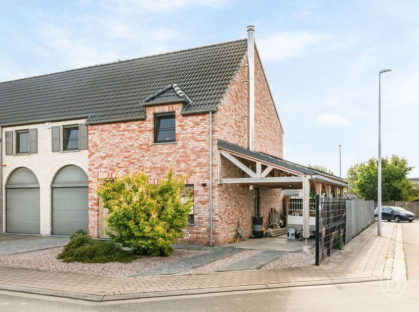 Huis te koop in ,
                    7711 Dottenijs