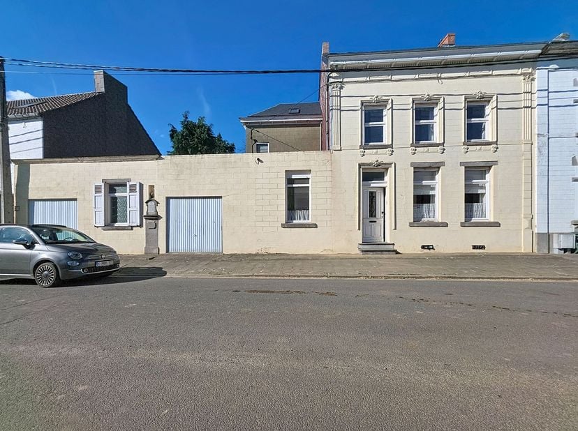 Huis te koop in ,
                    6220 Fleurus