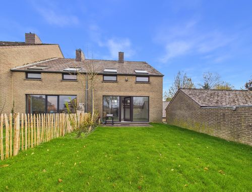                                         Maison à louer à Louvain-la-Neuve, € 1.800
