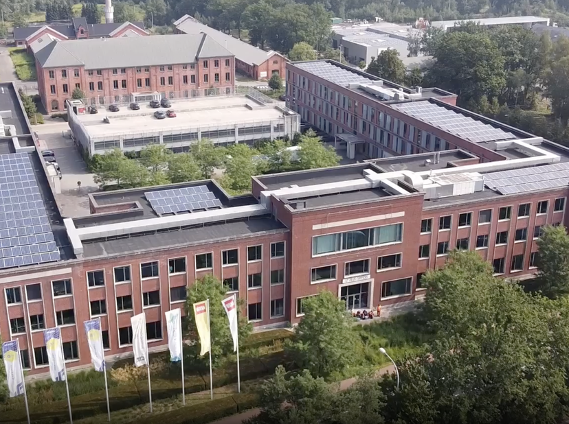 Bedrijfsvastgoed te huur in Ruiterijschool 1_6,
                    2930 Brasschaat