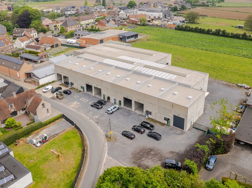 Bedrijfsvastgoed te koop
                    in 9800 Wontergem
