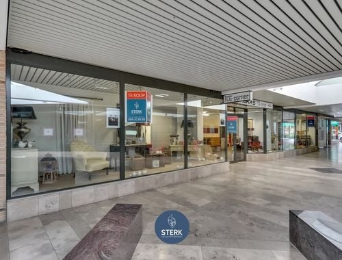                                         Handelszaak te koop in Lanaken, € 129.000

