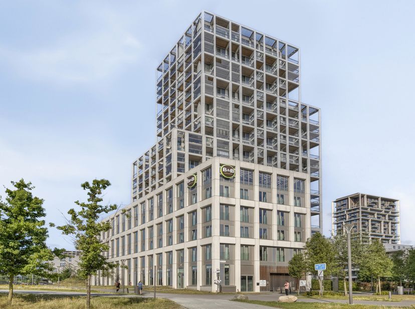 ZZ 03.03 Nieuw Zuid is een vernieuwend stadsproject langs de Schelde, vlak bij het bruisende Zuid. Deze autoluwe wijk beslaat 20 hectare, waarvan 60%