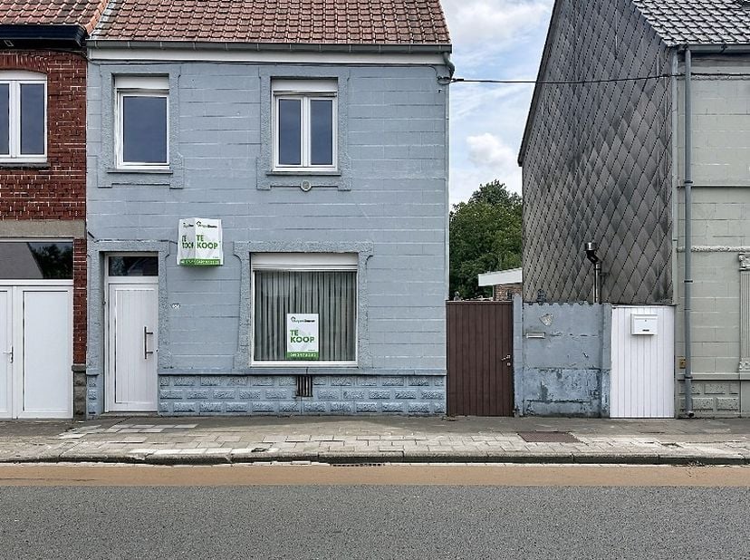 Maison à vendre à Stationsstraat 245,
                    8480 Eernegem