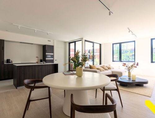                                         Gelijkvloers app. te koop in Meerhout, € 420.000
