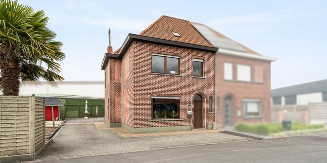 Huis te koop in Stationsstraat 215, 8850 Ardooie