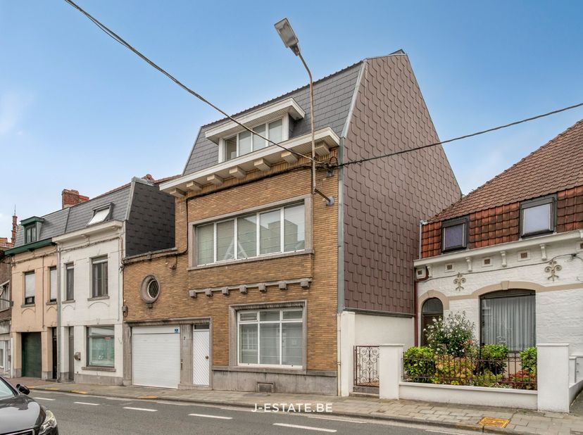 Huis te koop in Rue des Villas 7,
                    7700 Moeskroen