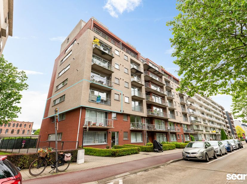 Appartement te koop in Dascottelei 105 bus 21,
                    2100 Deurne