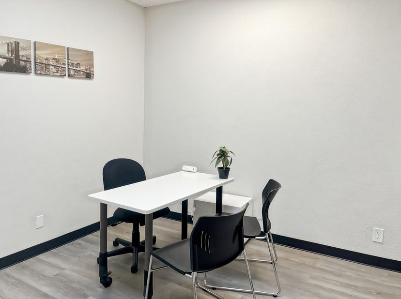 Professionele kantoorruimte in HQ Humaniteitslaan onder volledig flexibele voorwaarden<br />
<br />
Dit aanbod omvat een eigen kantoorruimte met servi