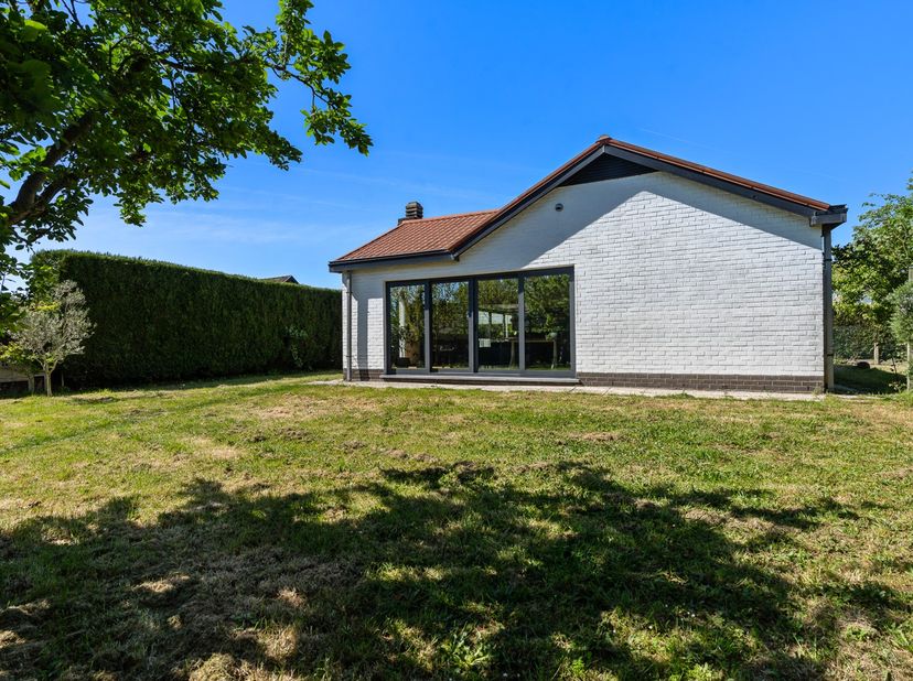 Huis te koop in Waterhoenlaan 10,
                    8400 Oostende
