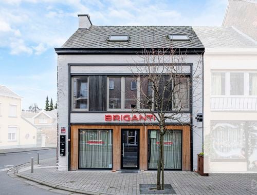                                         Gemengd gebruik te koop in Hannut, € 375.000
