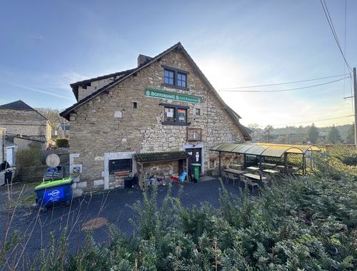                                         Usage mixte à vendre à Comblain-la-Tour, € 199.000
