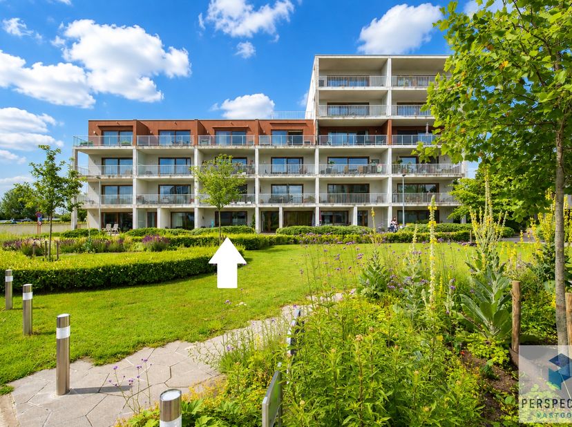 Mooi ruim appartement (2014) met tuin, ruim terras en 2 slaapkamers<br />
Dit recente appartement is uiterst goed gelegen, op wandelafstand van winkel