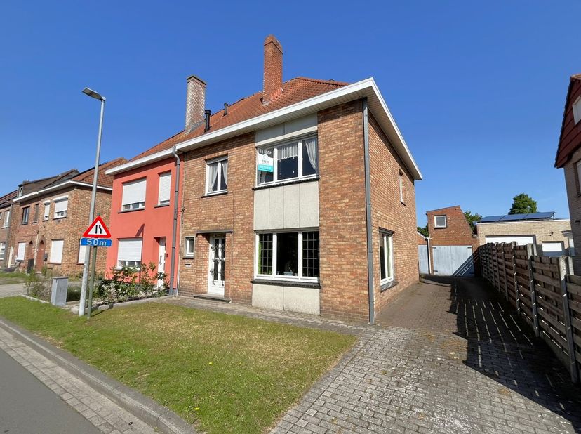 Maison à vendre
                    à 8200 Sint-Michiels