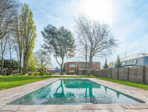                                         Villa à vendre à Rocourt, € 650.000
