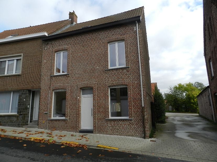 Huis te huur in Niepkerkestraat 5,
                    8950 Nieuwkerke
