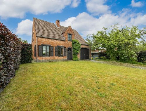                                         Maison à vendre à Heist-op-den-Berg, € 359.000
