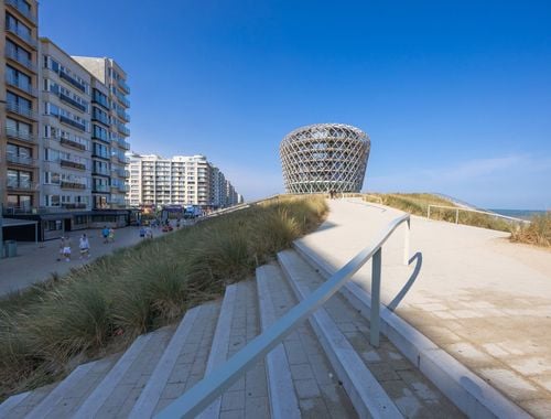                                         Usage mixte à vendre à Middelkerke, € 495.000
