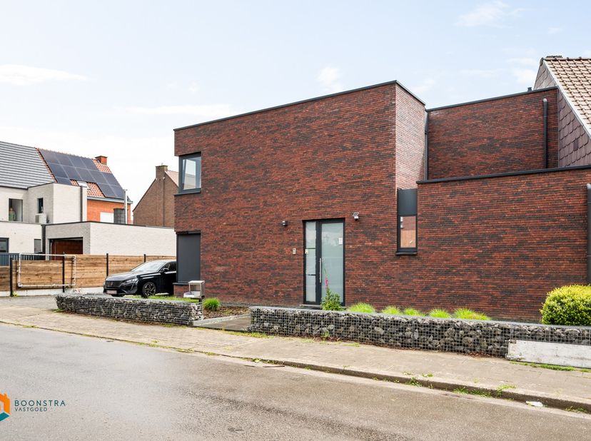 Op een uitstekende locatie in Bonheiden bevindt zich deze instapklare woning met 3 slaapkamers.&amp;nbsp;U geniet hier van een goede ligging, in de nabijh