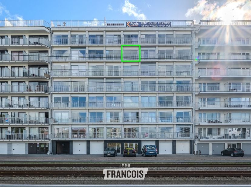 Appartement te koop in Parklaan 5 bus 0613,
                    8430 Middelkerke