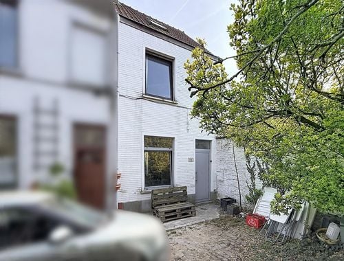                                         Rijwoning te koop in Gent, € 215.000
